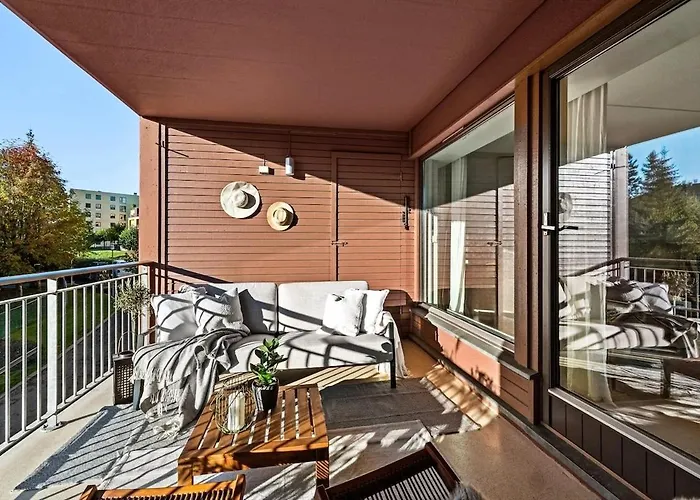 3 Bedrooms - 2 Balconies - Modern - Family Friendly