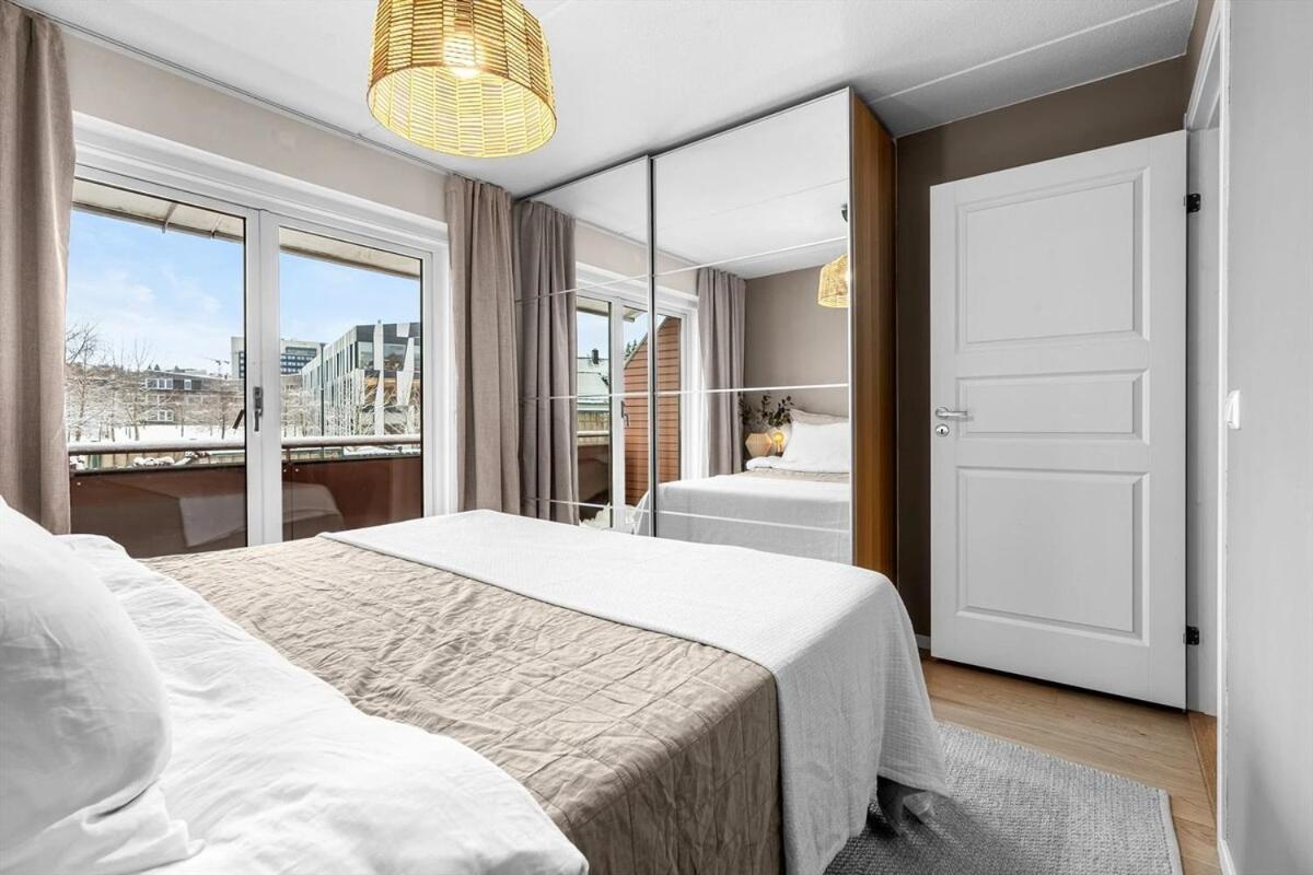 3 Bedrooms - 2 Balconies - Modern - Family Friendly Leilighet Oslo