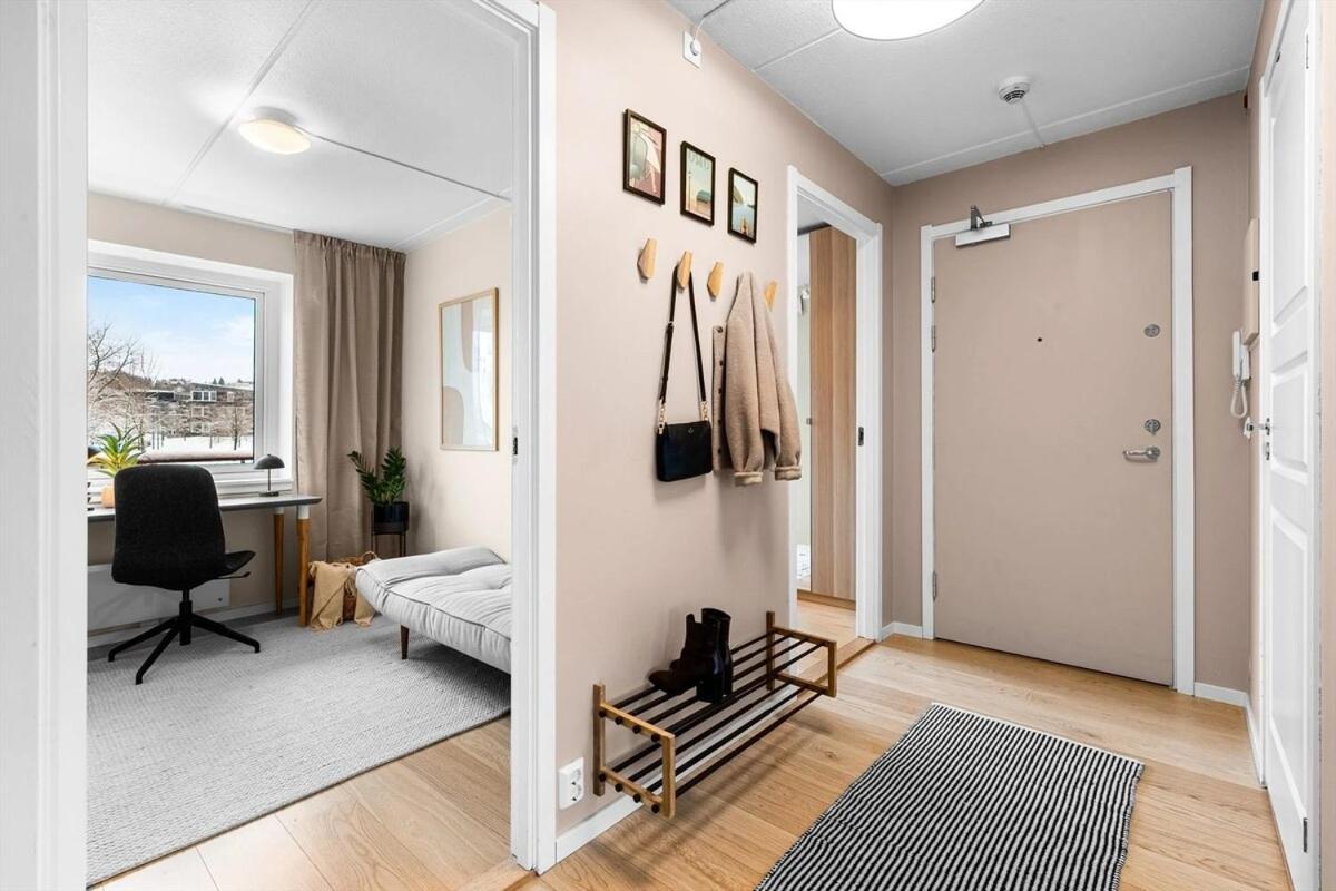 3 Bedrooms - 2 Balconies - Modern - Family Friendly Leilighet *